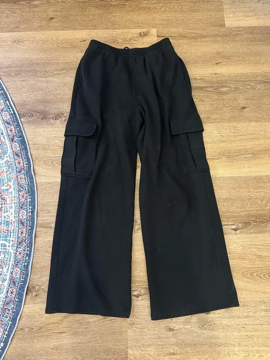 SKIMS Cargo Sweats - Picture 1 of 3